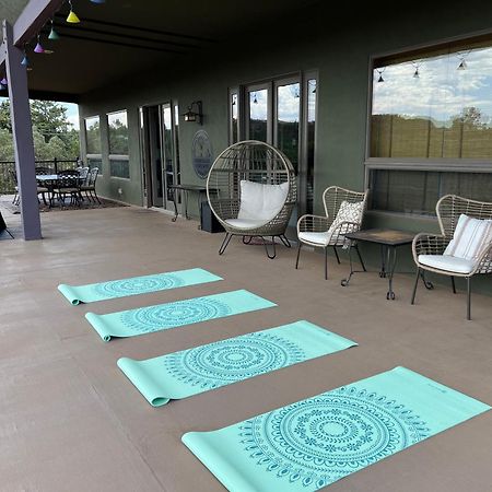 Close To Fresh Creek! Sleeps 12 ~ Amazing Views W/Serene Open Space ~ Hot Tub + Game Room ~ Trails Outside Sedona Exterior foto