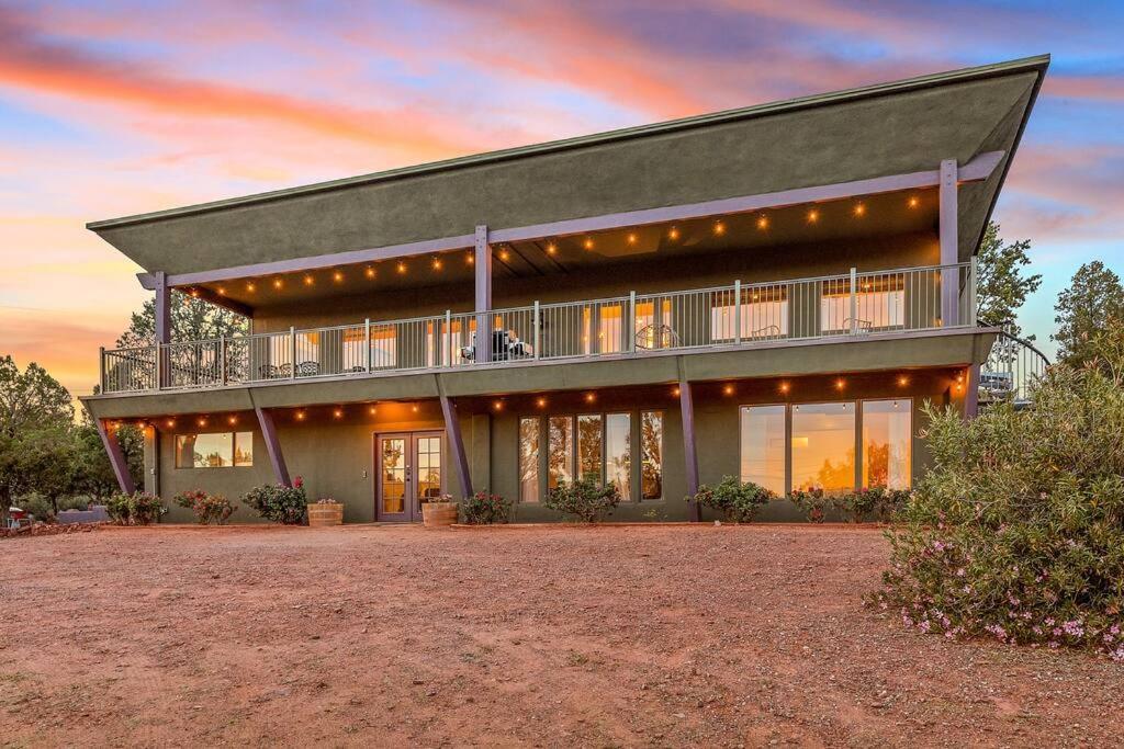 Close To Fresh Creek! Sleeps 12 ~ Amazing Views W/Serene Open Space ~ Hot Tub + Game Room ~ Trails Outside Sedona Exterior foto