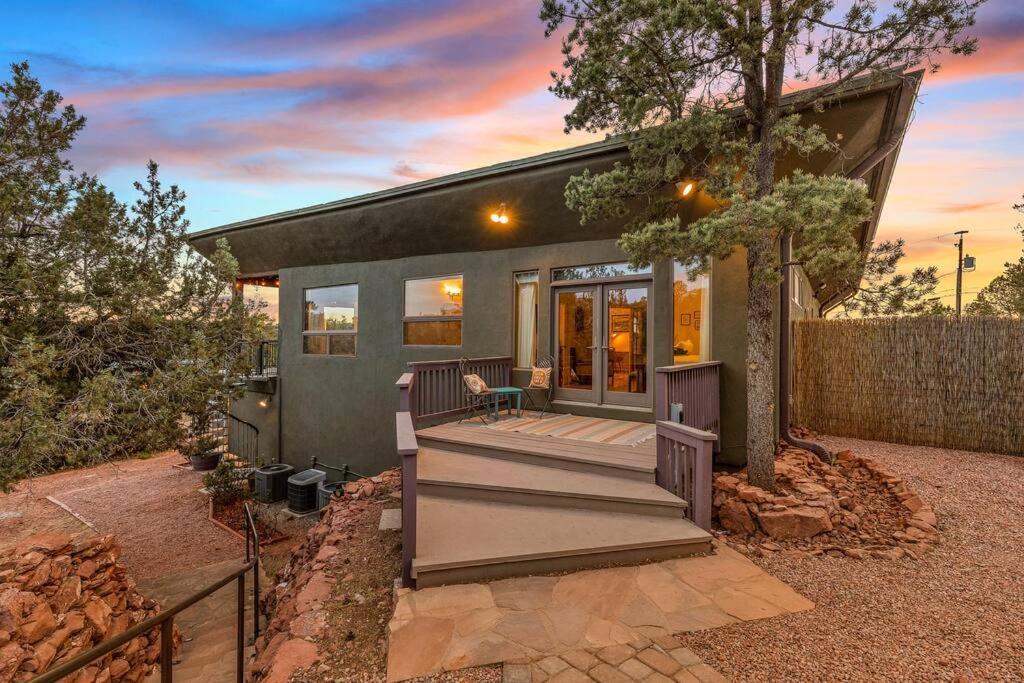 Close To Fresh Creek! Sleeps 12 ~ Amazing Views W/Serene Open Space ~ Hot Tub + Game Room ~ Trails Outside Sedona Exterior foto